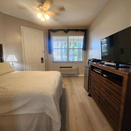 1 Bed 1 Bath At Img Near Beach ブレーデントン エクステリア 写真