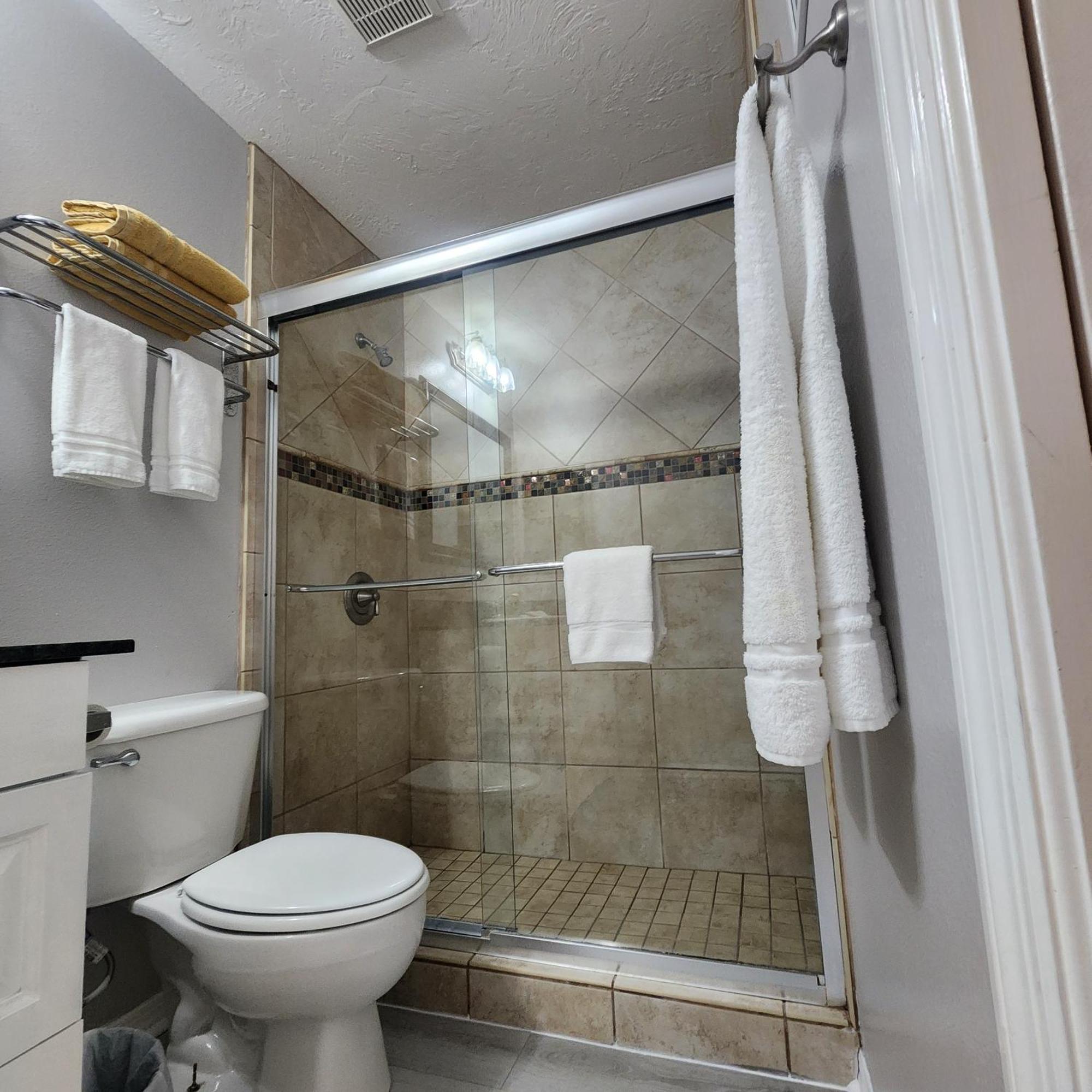 1 Bed 1 Bath At Img Near Beach ブレーデントン エクステリア 写真